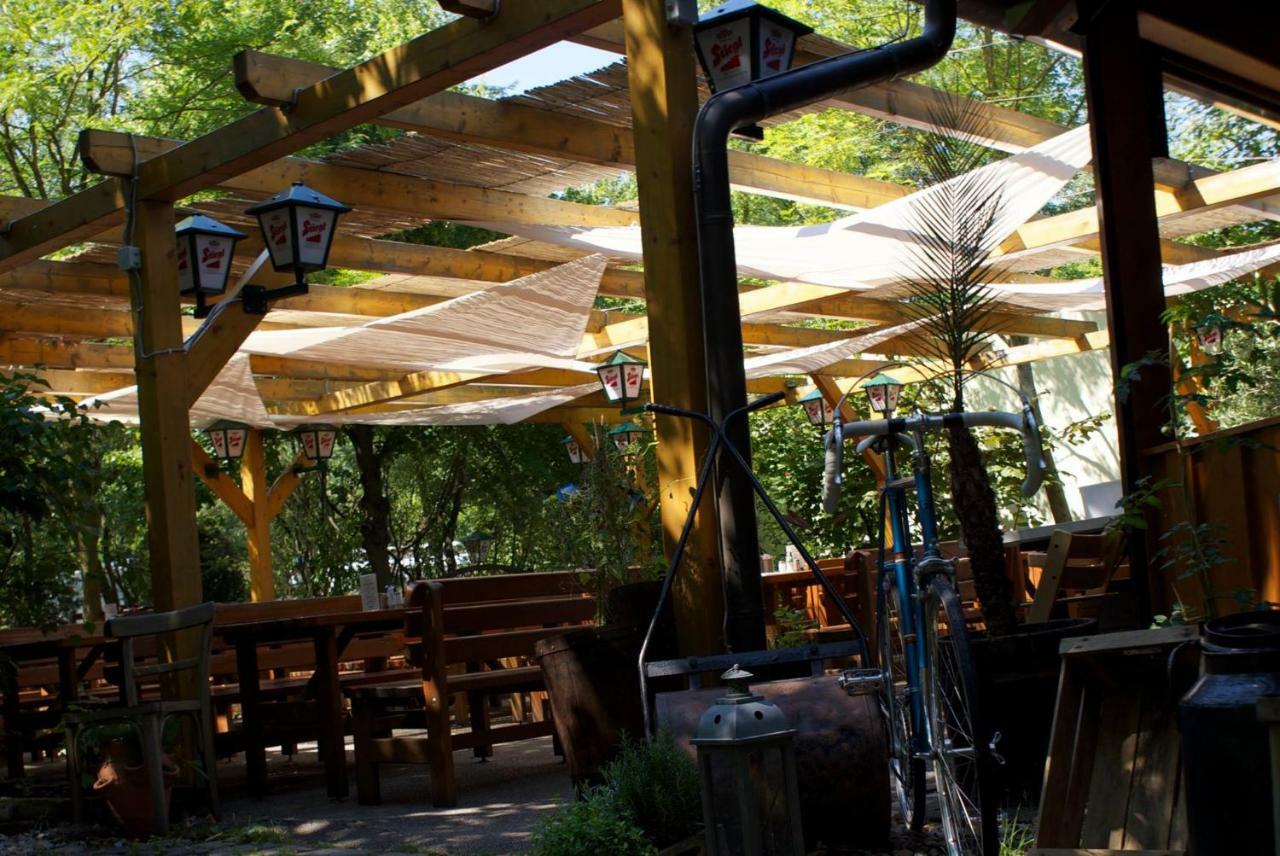 Donaupark Camping Tulln Tulln An Der Donau Luaran gambar